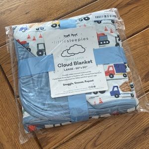 NIB Little Sleepies Cloud Blanket